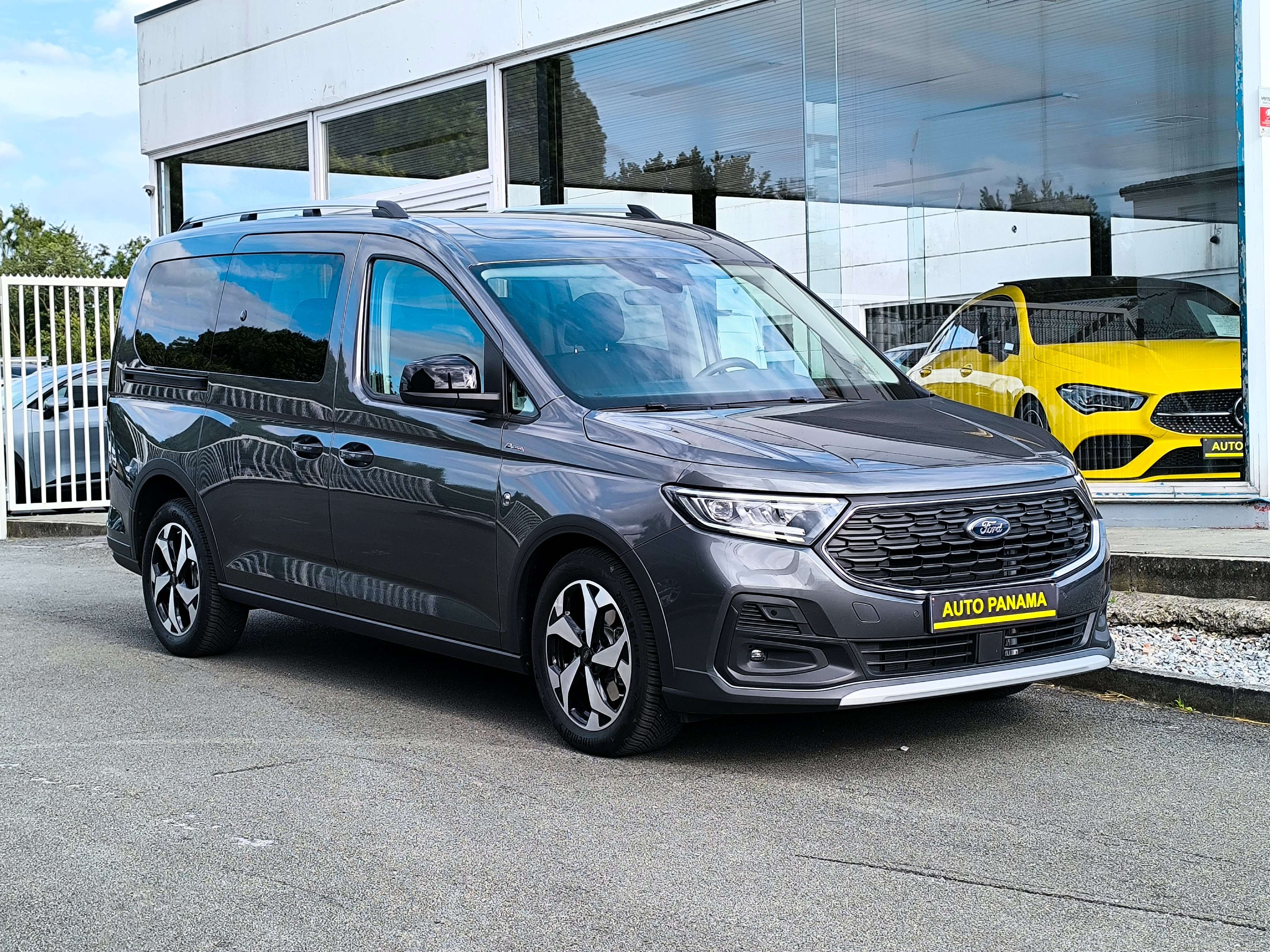 Ford Tourneo Connect 2.0 TDCİ ACTİVE BOİTE AUTO 7 PL GARANTIE 5 ANS