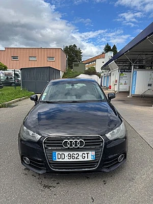 Audi A1 SPORTBACK 1.6 TDI 90 URBAN SPORT