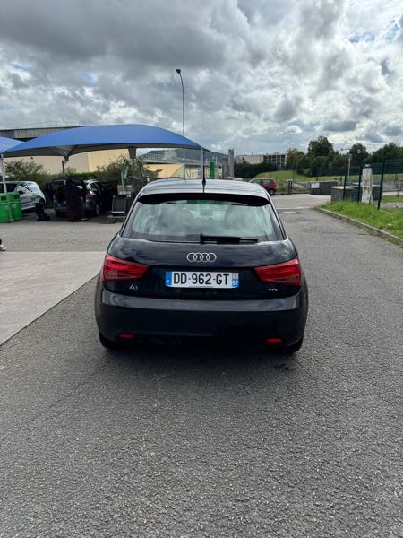Audi A1 SPORTBACK 1.6 TDI 90 URBAN SPORT