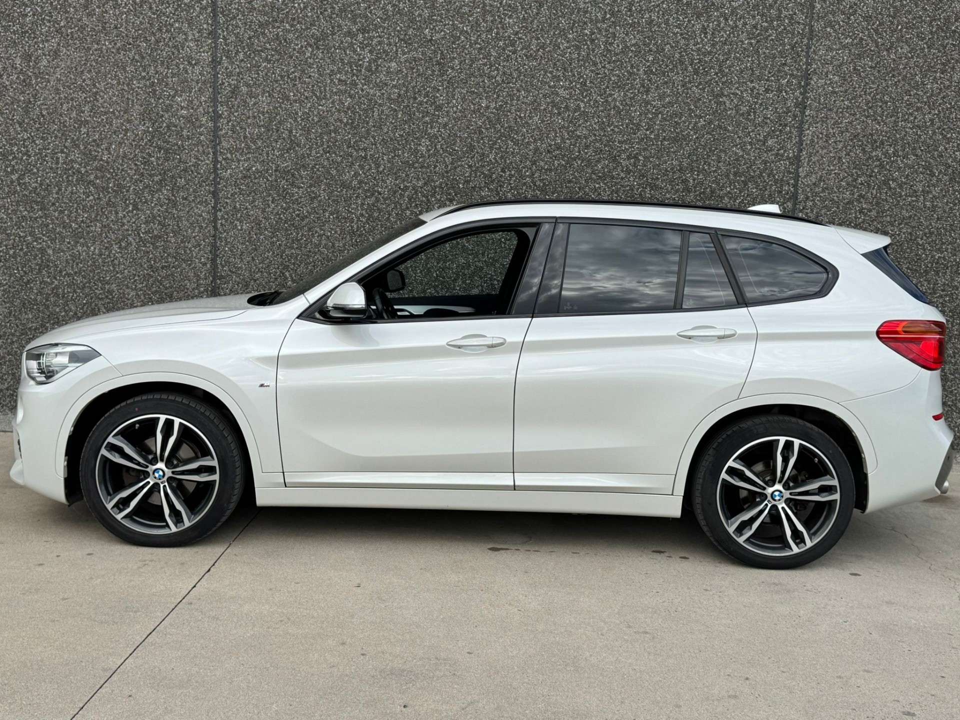 BMW X1 2.0 d xDrive18/PACK M//GPS//CLIM//GARANTIE 12M
