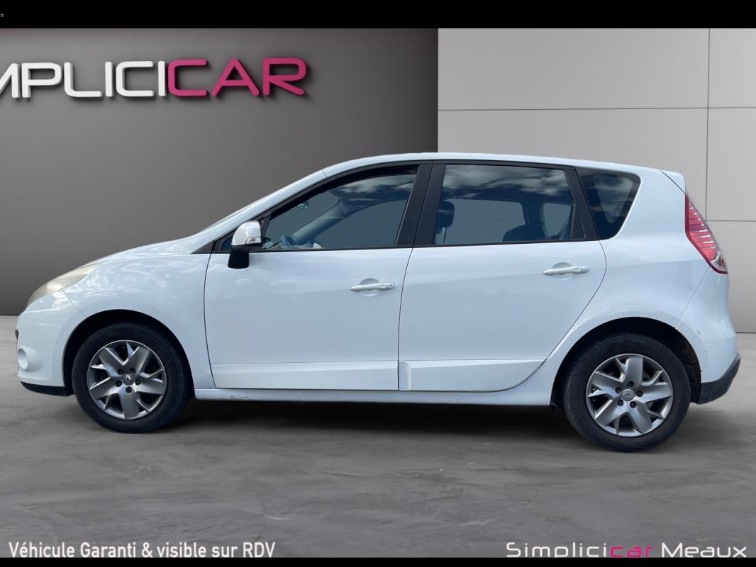 Renault Scenic III dCi 110 FAP eco2 Exception Euro 5 EDC 2011