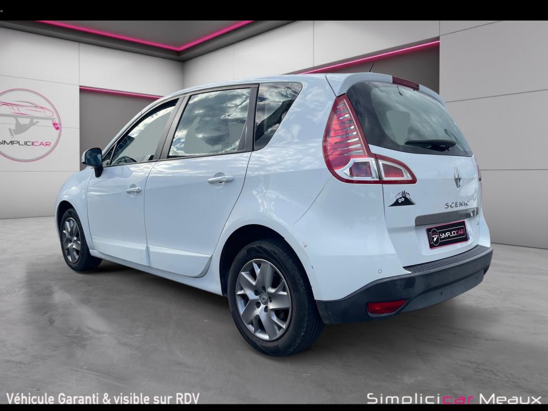 Renault Scenic III dCi 110 FAP eco2 Exception Euro 5 EDC 2011