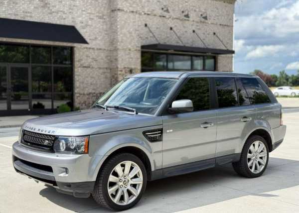 Land Rover Range Rover Sport clean