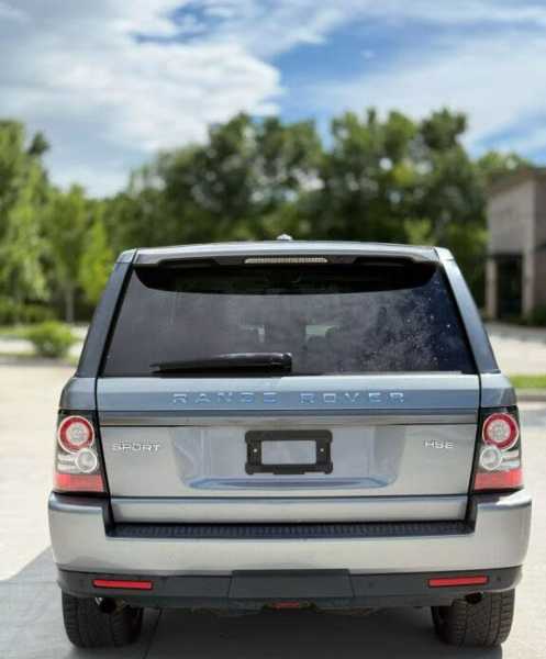Land Rover Range Rover Sport clean