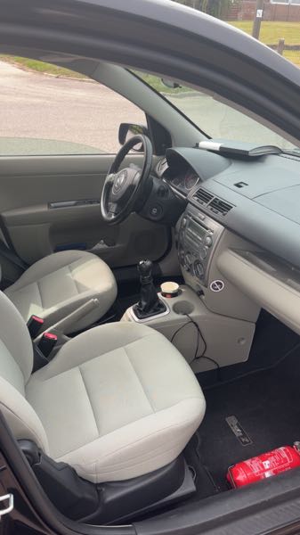 Mazda 2 1.4 MZ-CD INSTINCT