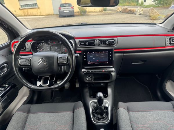 Citroen C3 III (2) 1.5 BLUEHDI 100 S&amp;S SHINE BV6