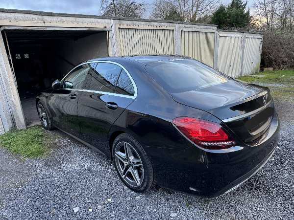 Mercedes-Benz Classe C IV (2) 180 D 6CV AMG LINE BVA9