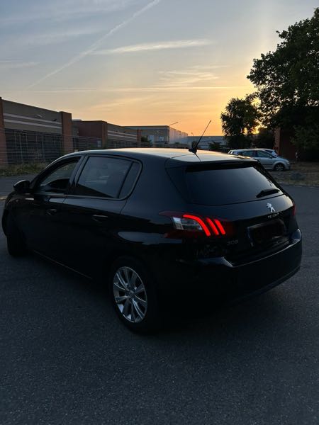 Peugeot 308 II (2) 1.2 PURETECH 110 S&amp;S 5CV STYLE