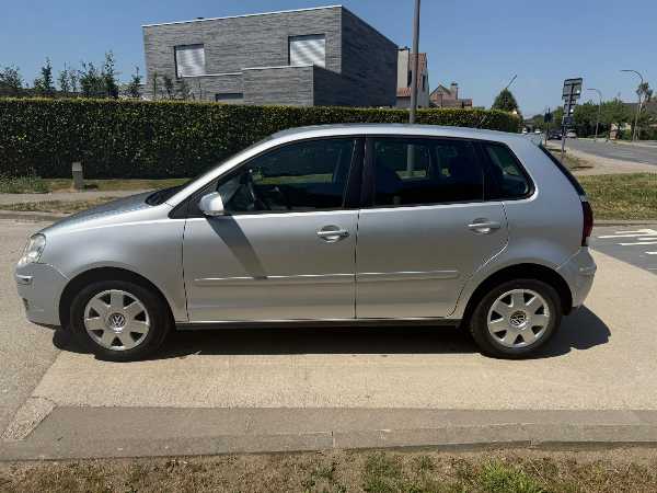 Volkswagen Polo IV (2) 1.2 65 CONFORT 5P