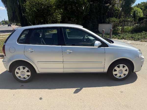 Volkswagen Polo IV (2) 1.2 65 CONFORT 5P