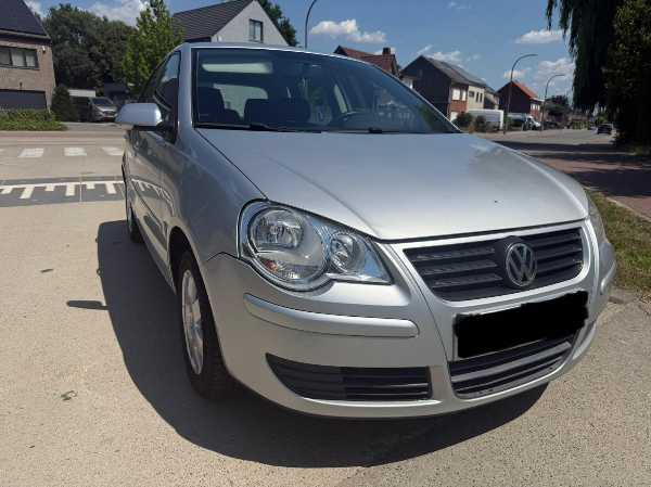 Volkswagen Polo IV (2) 1.2 65 CONFORT 5P