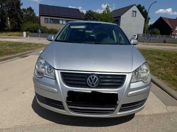 Volkswagen Polo IV (2) 1.2 65 CONFORT 5P