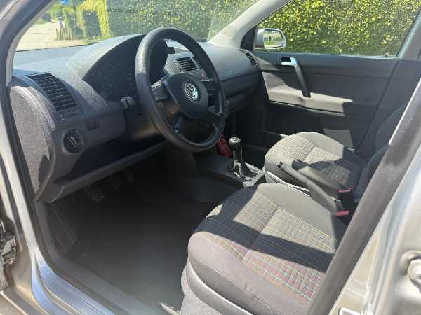Volkswagen Polo IV (2) 1.2 65 CONFORT 5P
