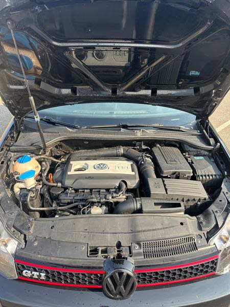 Volkswagen Golf VI 2.0 T 210 GTI 3P
