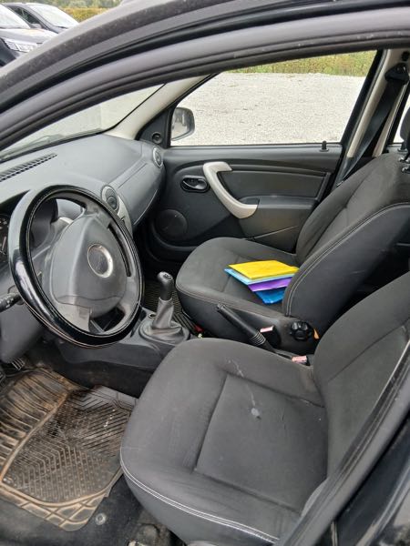 Dacia Sandero dacia sandero