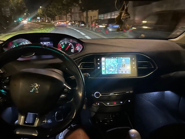 Peugeot 308 II 1.6 E-HDI 115 ALLURE