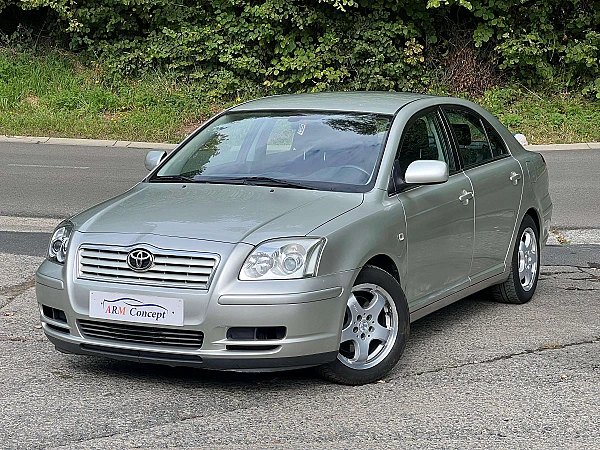 Used Toyota Avensis Avensis VVT-i 16v D4 Linea Luna, 2005