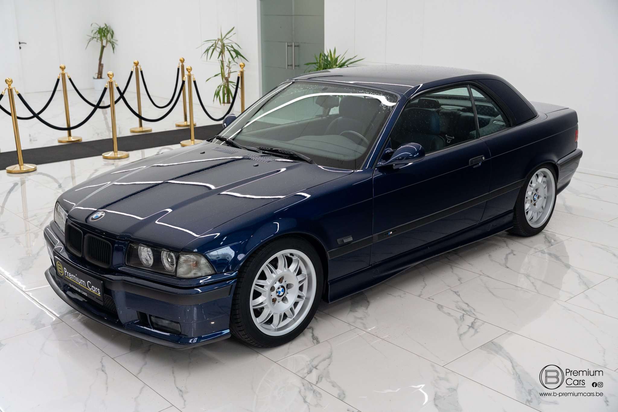 BMW 320 I 325 motor cabrio E36 M pack! Oldtimer! Uniek!