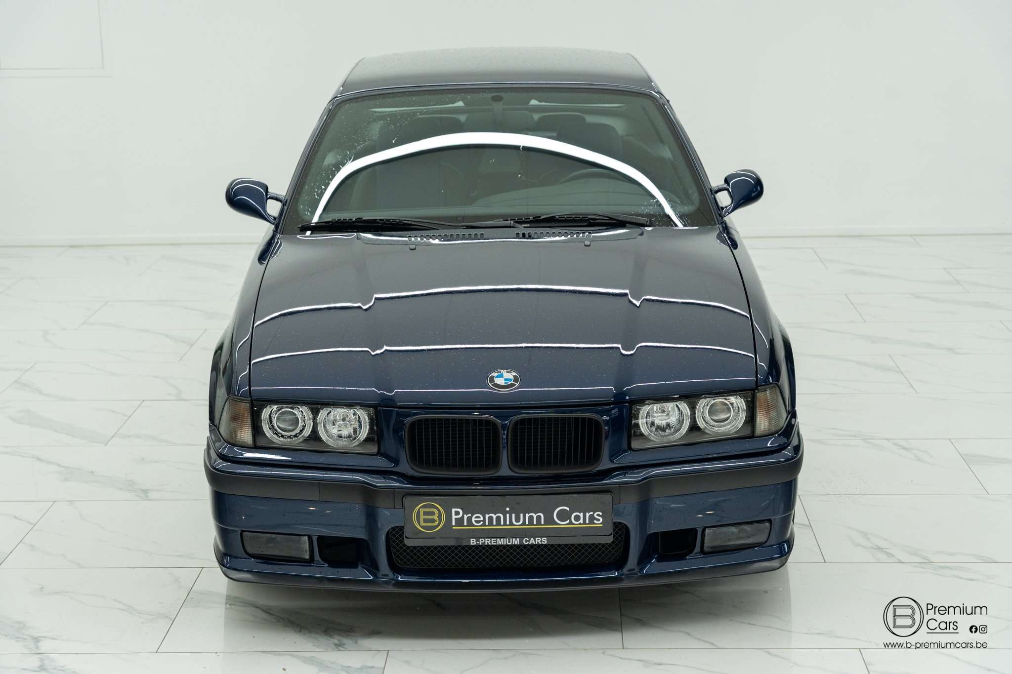 BMW 320 I 325 motor cabrio E36 M pack! Oldtimer! Uniek!