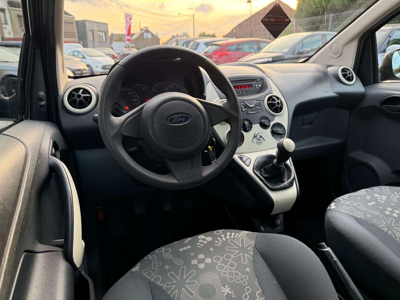 Ford Ka/Ka+ 1.2i Titanium/ LEZ 2030 OK/ Clim / Entretien+CT OK