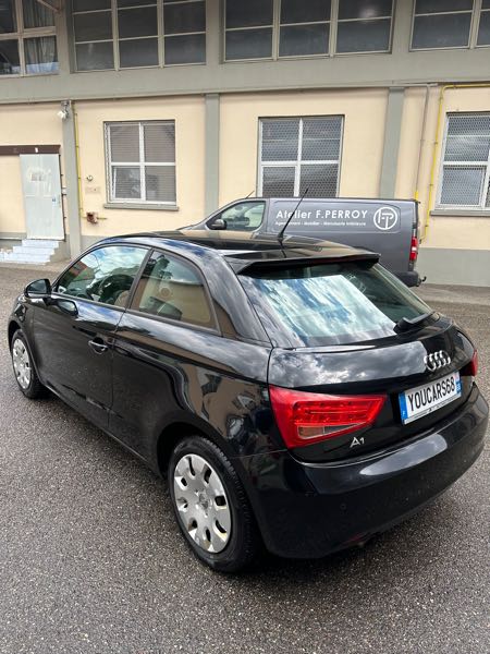 Audi A1 SPORTBACK 1.6 TDI 90 AMBIENTE