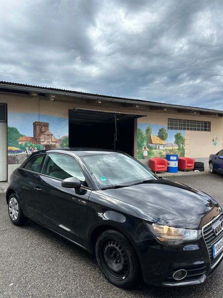 Audi A1 SPORTBACK 1.6 TDI 90 AMBIENTE