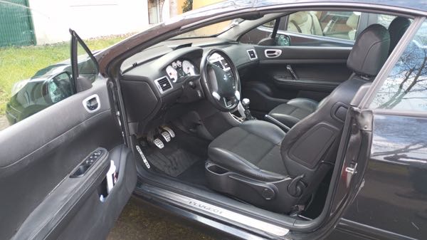 Peugeot 307 (2) CC 2.0 16S HDI FAP SPORT