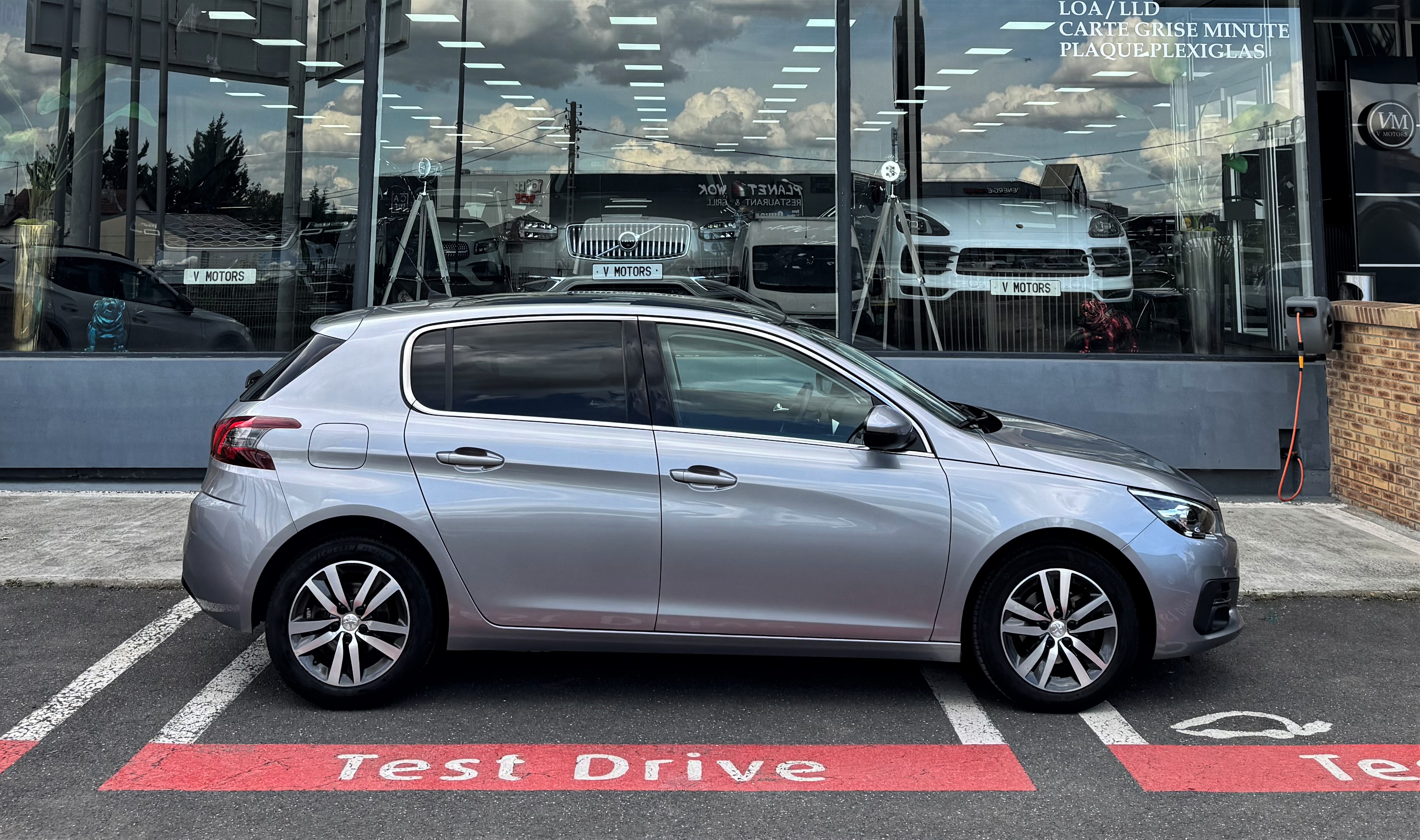 Peugeot 308 II HDi 130 S&S Allure Design' 1er Propriétaire