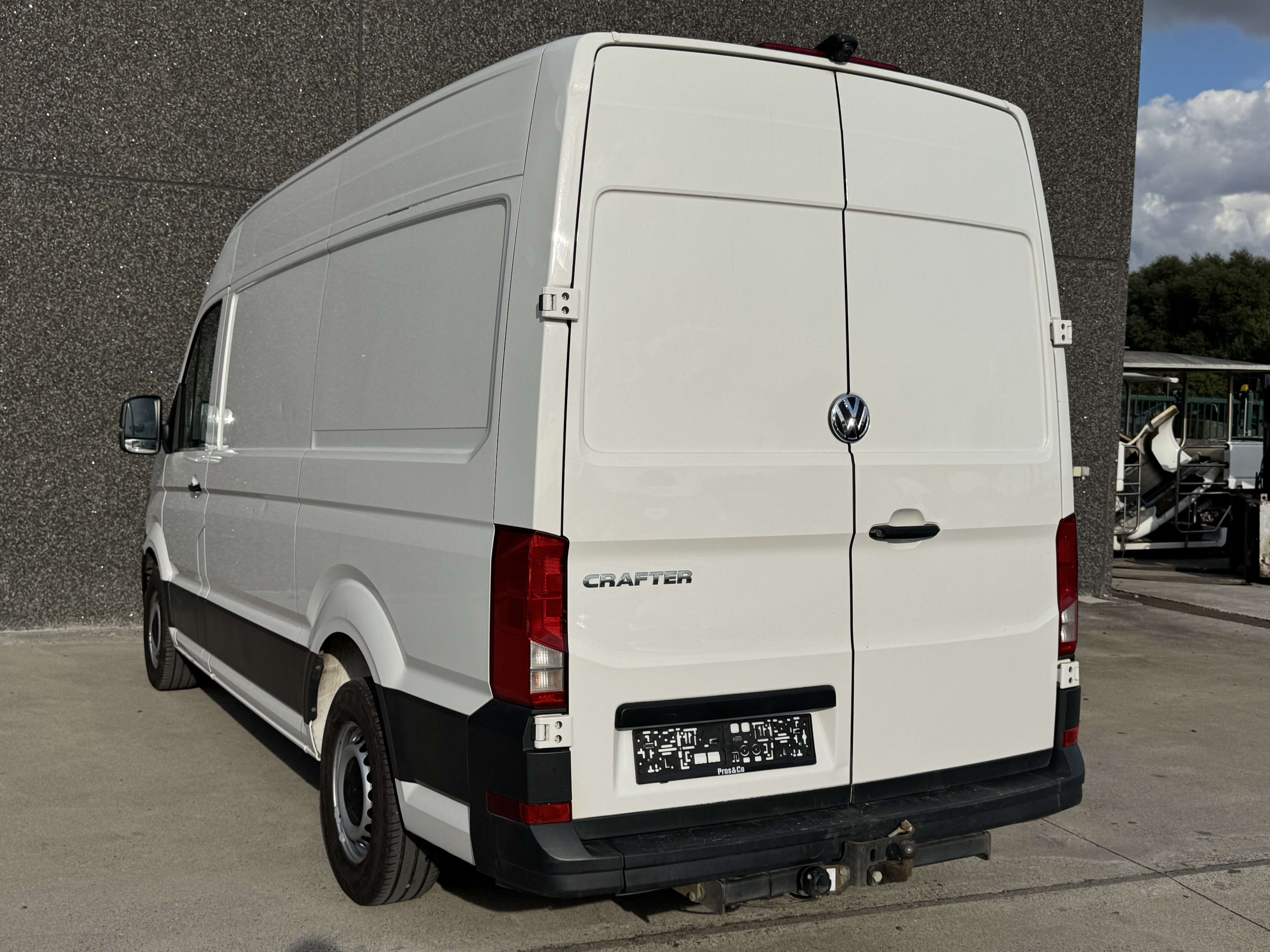 Volkswagen Crafter 2.0 CR TDi L2 H3 // GPS // CLIM // TVA RECUPERABLE