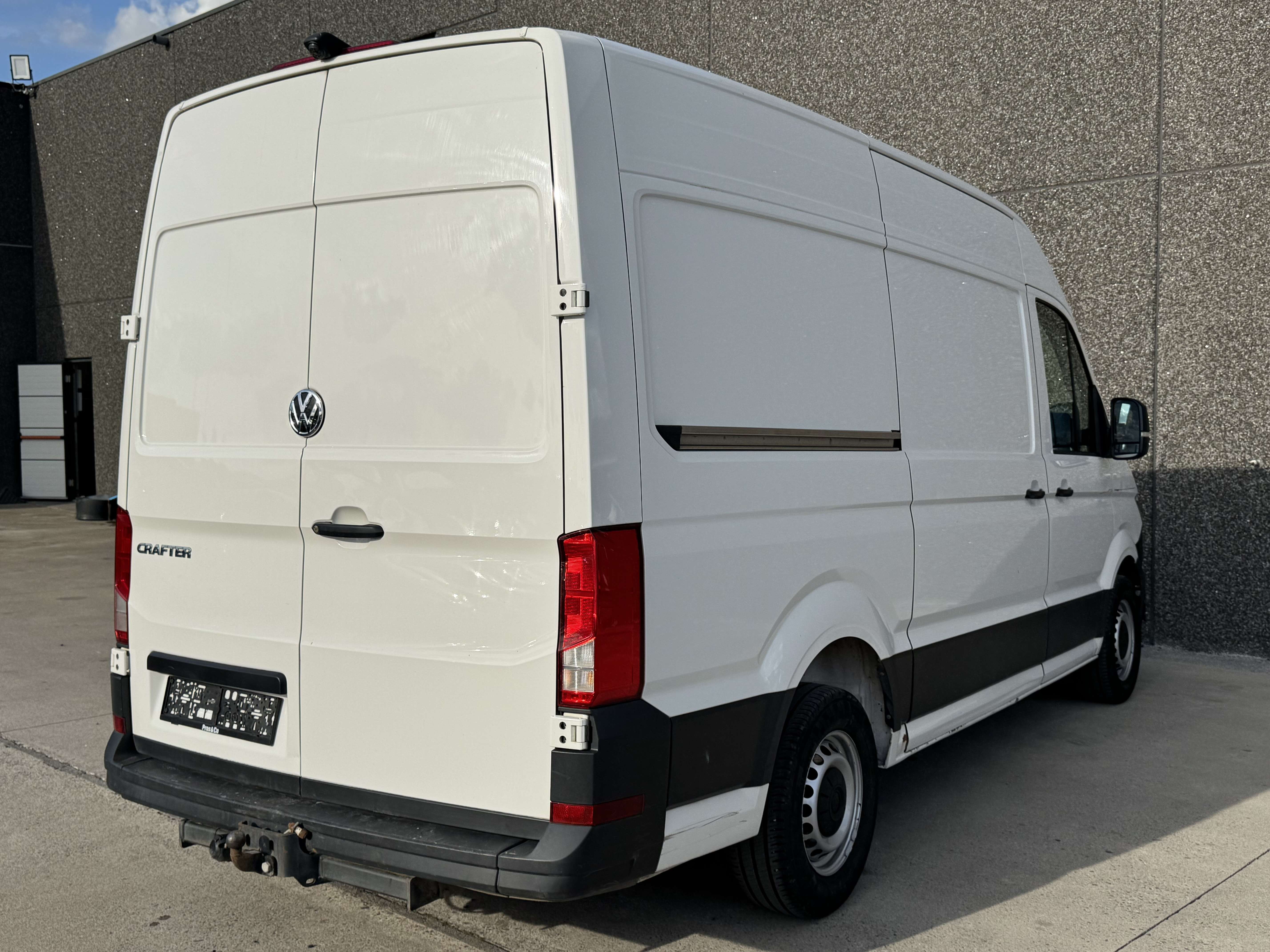 Volkswagen Crafter 2.0 CR TDi L2 H3 // GPS // CLIM // TVA RECUPERABLE