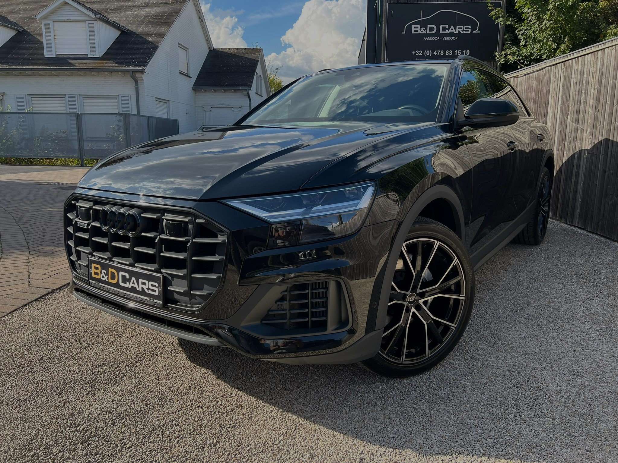 Audi Q8 55 TFSI quattro tiptronic LICHTE VRACHT/UTILITAIRE
