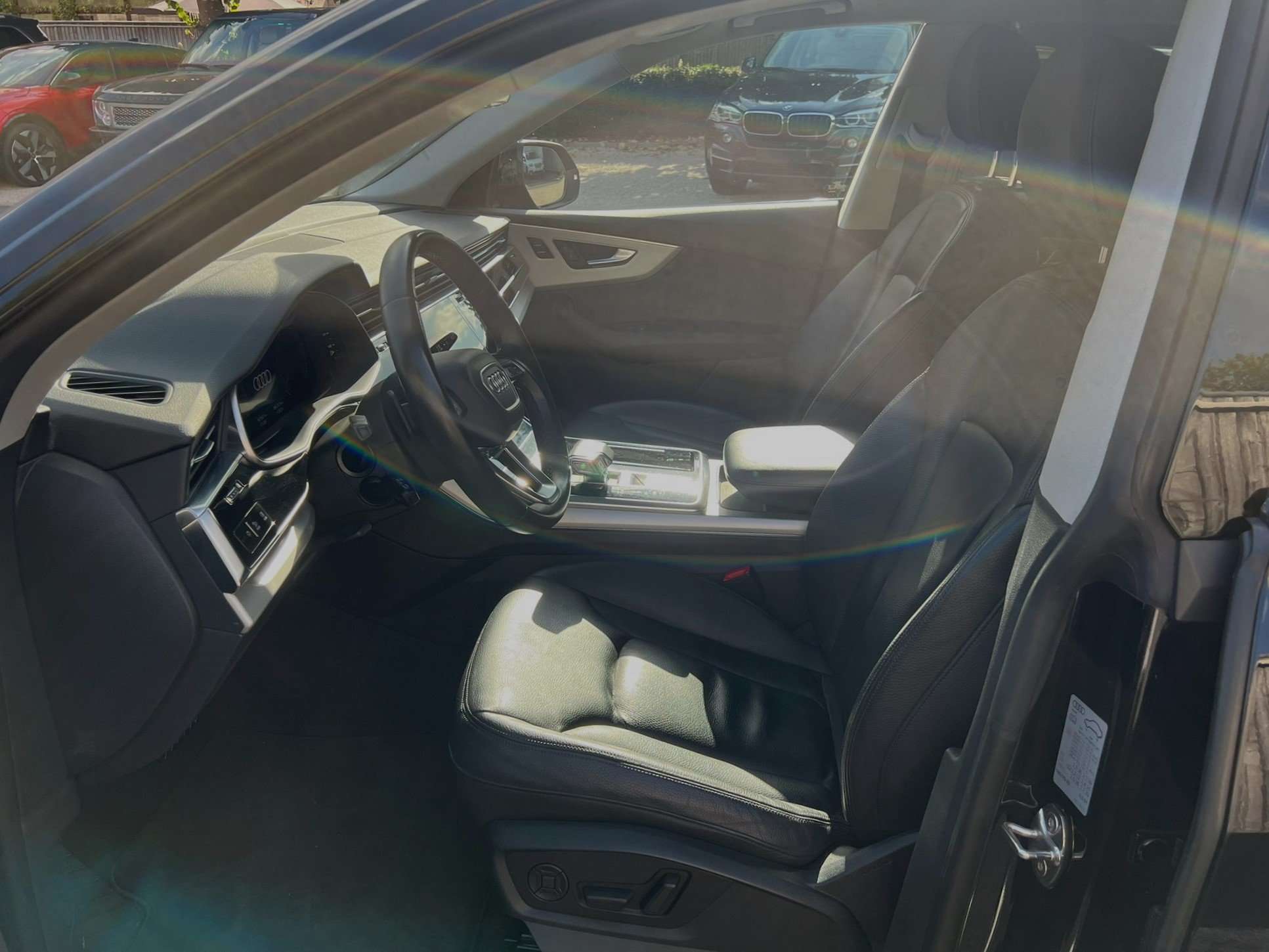 Audi Q8 55 TFSI quattro tiptronic LICHTE VRACHT/UTILITAIRE