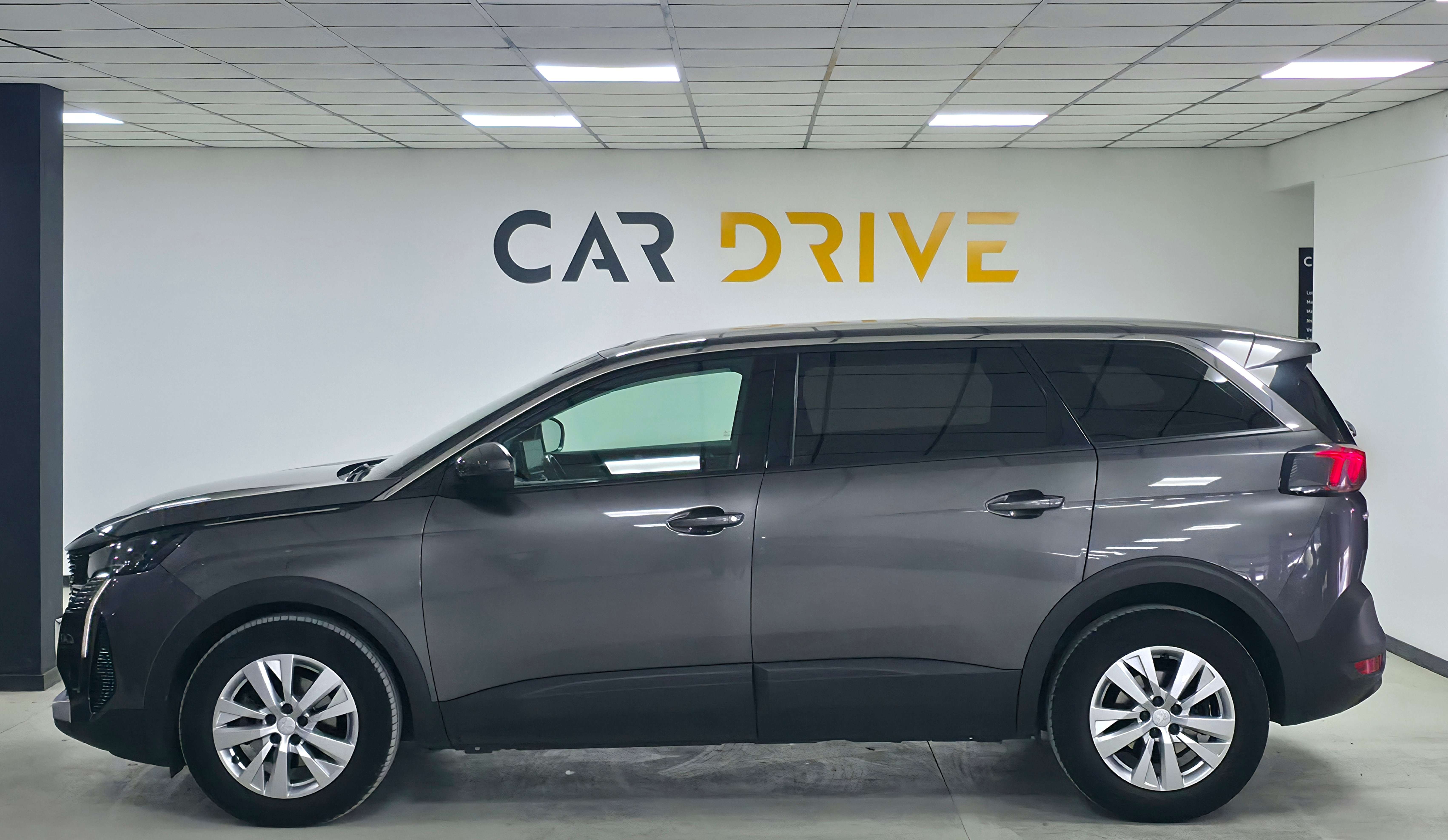 Peugeot 5008 1.5HDI FACELIFT 7PLACES/CAMERA/PDC/CARPLAY/FULL OP