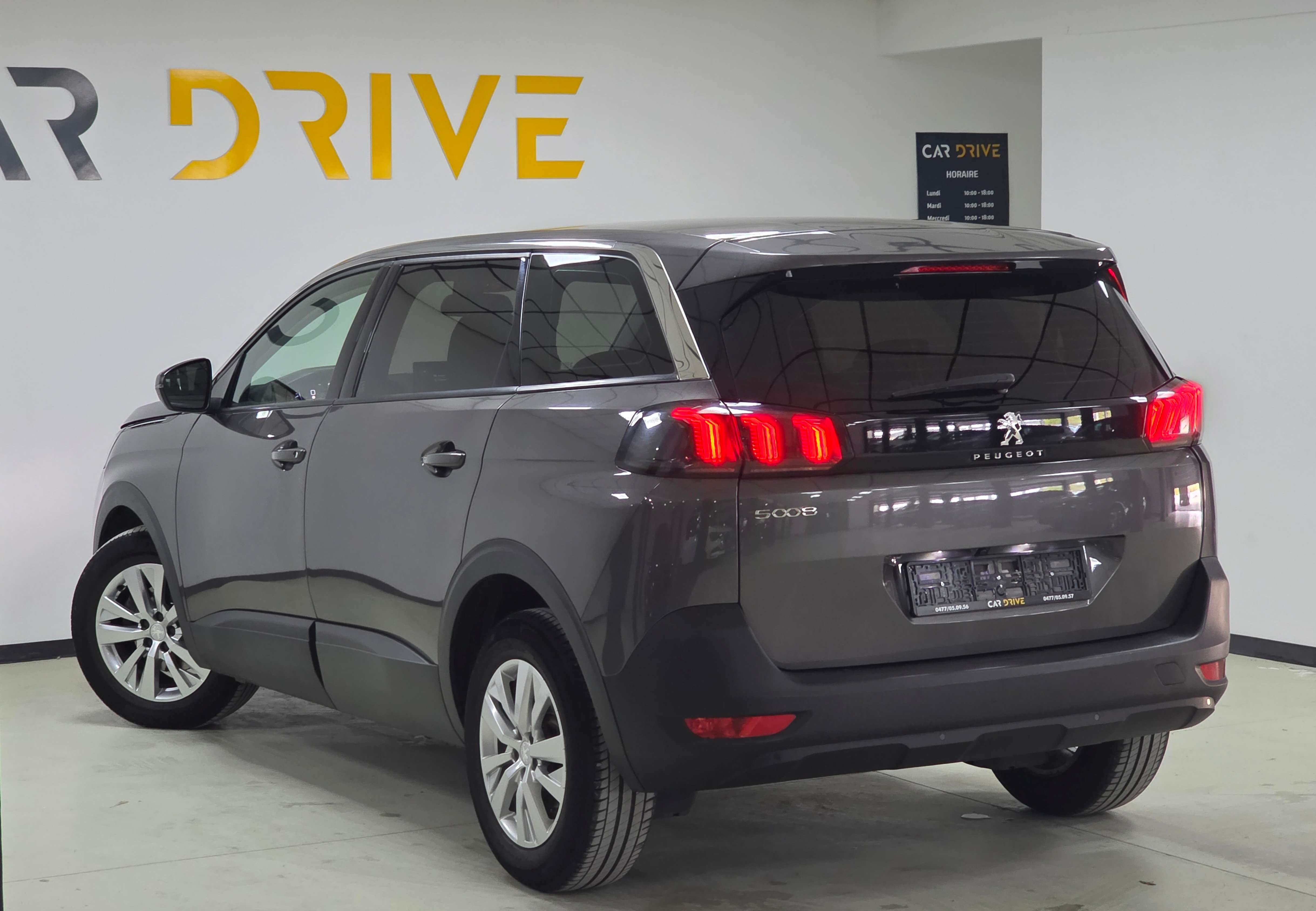 Peugeot 5008 1.5HDI FACELIFT 7PLACES/CAMERA/PDC/CARPLAY/FULL OP