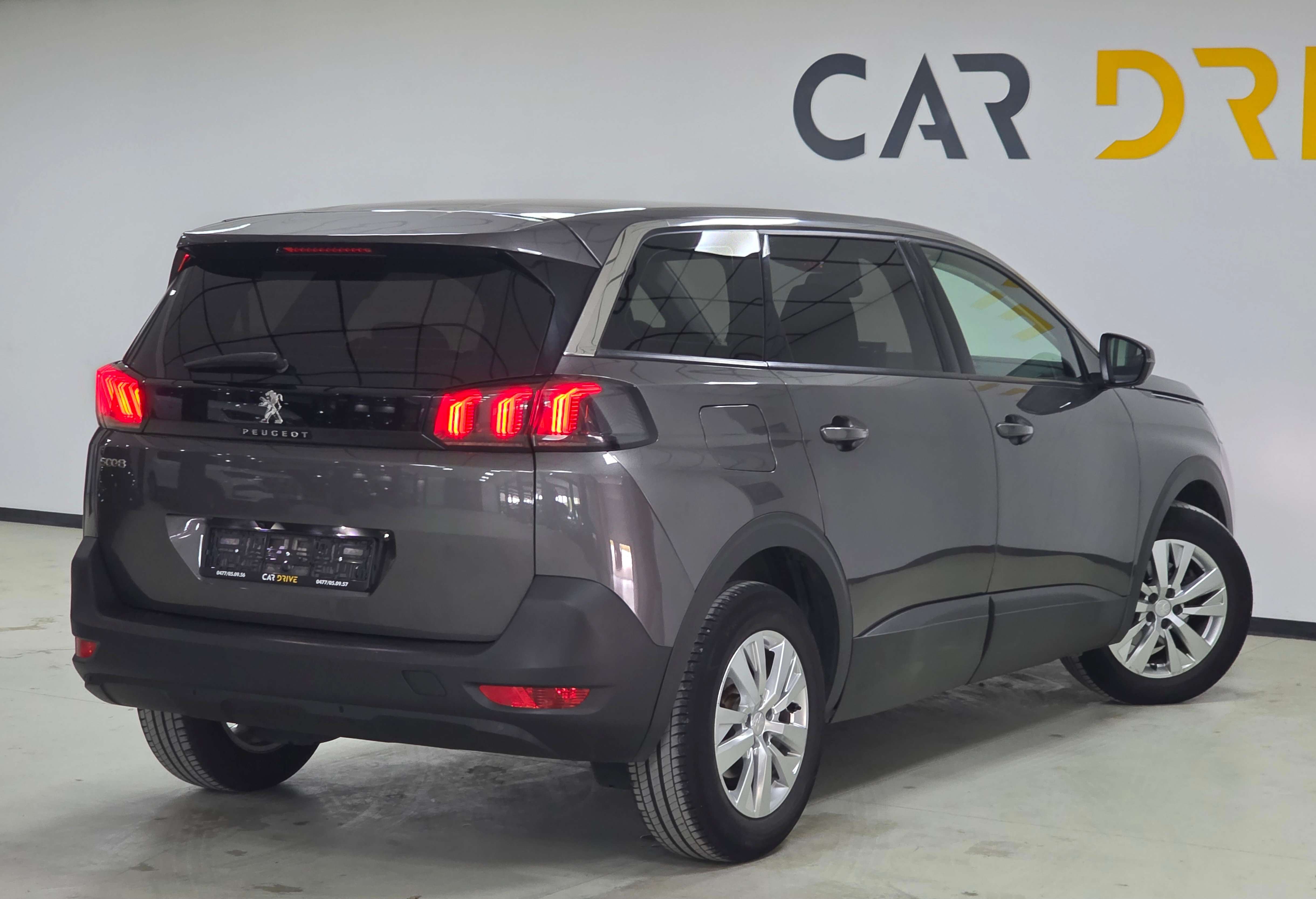 Peugeot 5008 1.5HDI FACELIFT 7PLACES/CAMERA/PDC/CARPLAY/FULL OP