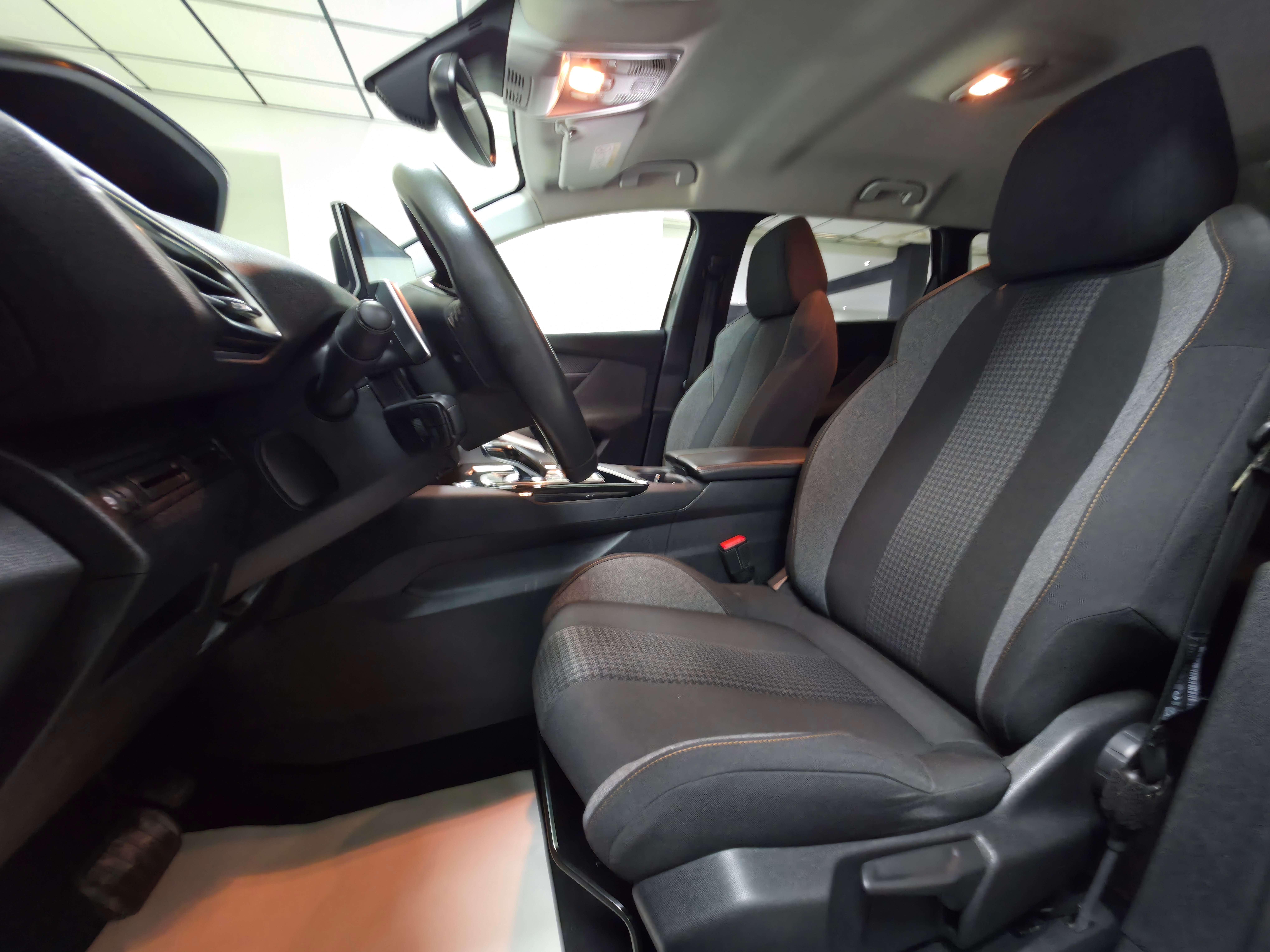 Peugeot 5008 1.5HDI FACELIFT 7PLACES/CAMERA/PDC/CARPLAY/FULL OP