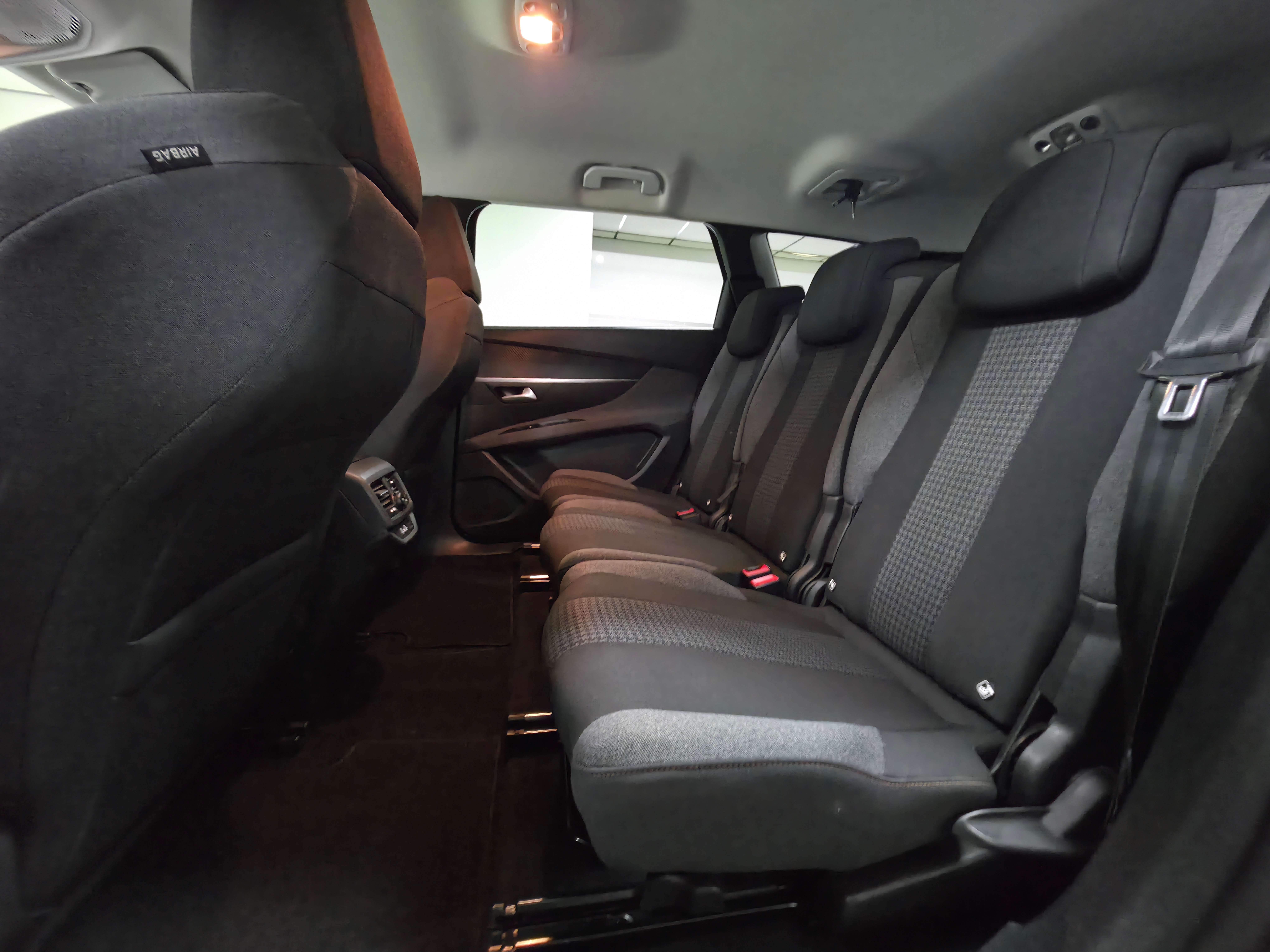Peugeot 5008 1.5HDI FACELIFT 7PLACES/CAMERA/PDC/CARPLAY/FULL OP