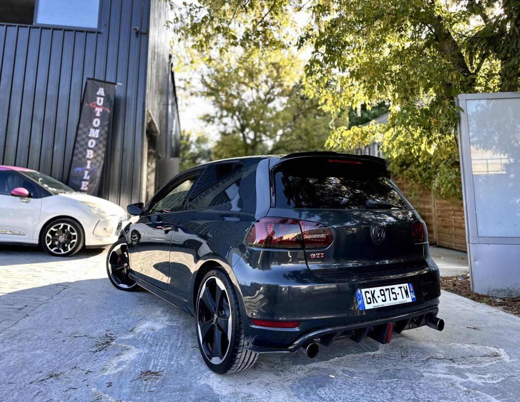 Volkswagen Golf VI 2.0 TSI 210 GTI DSG6 3p