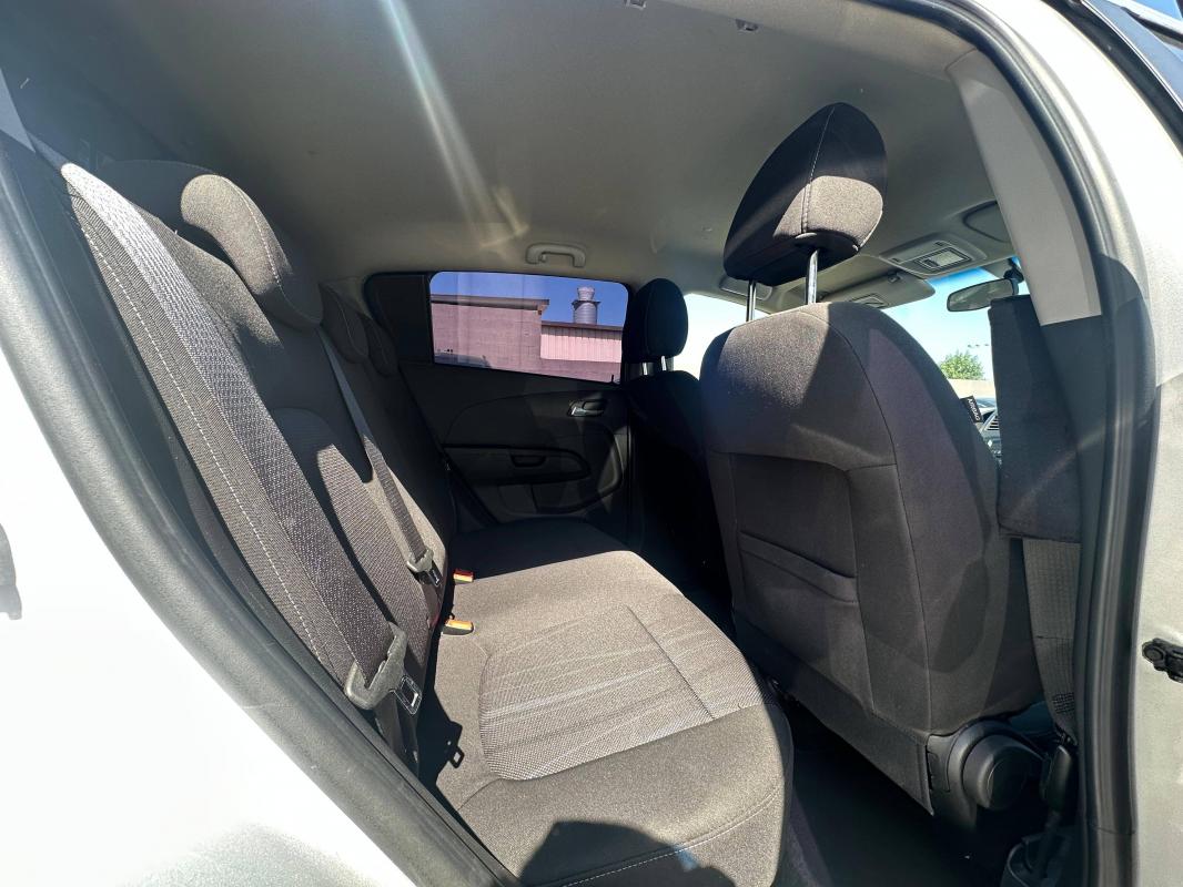 Chevrolet Aveo II 1.4 16v LTZ S&S 5p