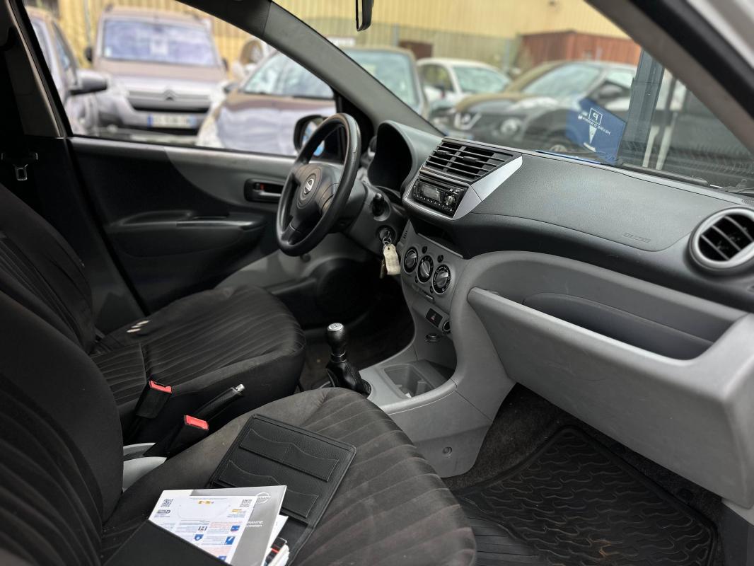 Nissan Pixo I (D31S) 1.0 68ch Acenta