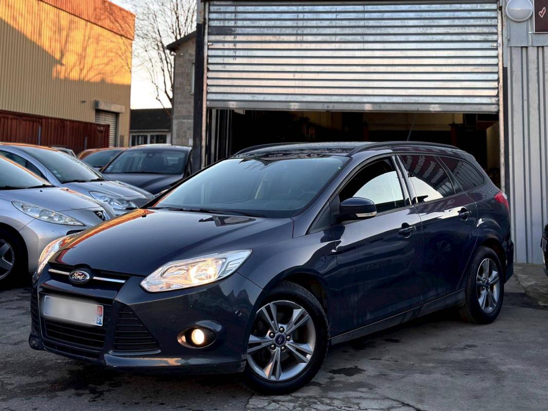 Ford Focus II 1.6 TDCi 115ch FAP Stop&Start Titanium X