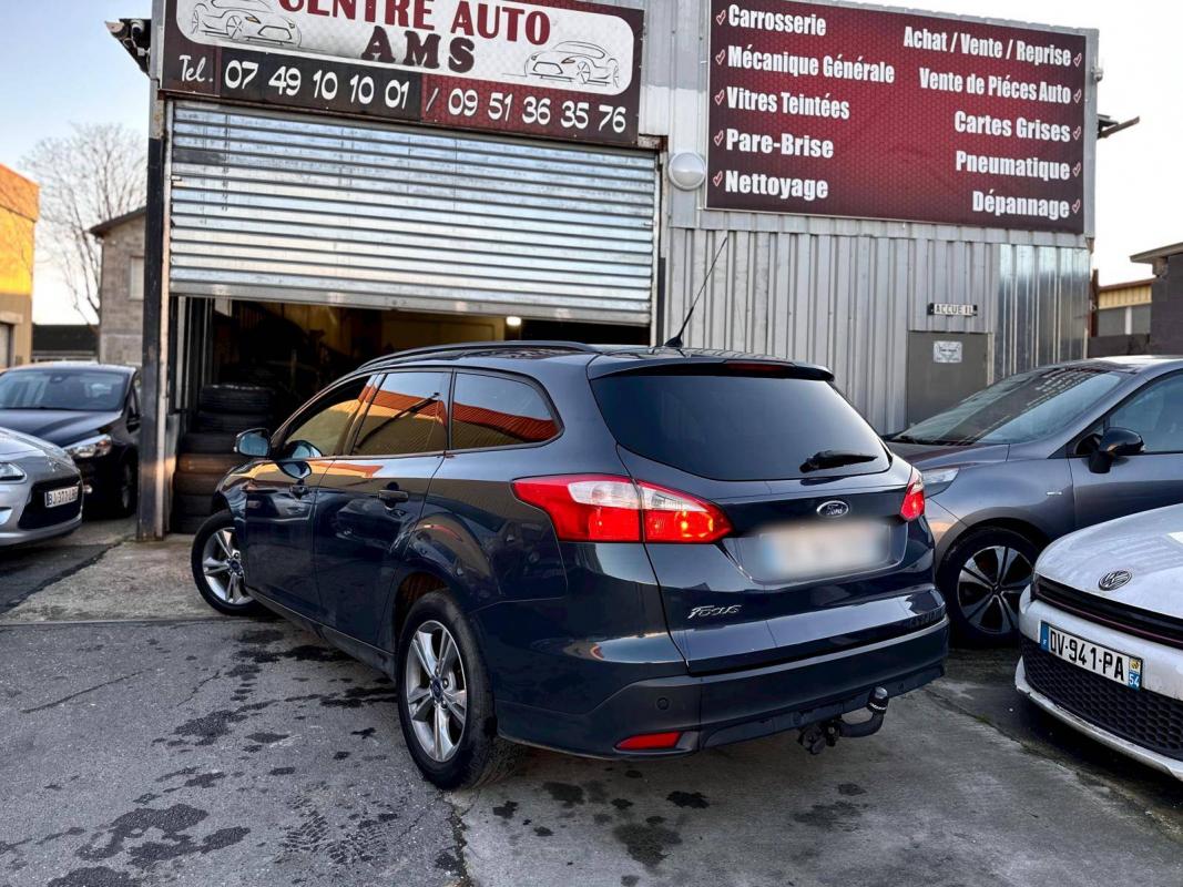 Ford Focus II 1.6 TDCi 115ch FAP Stop&Start Titanium X