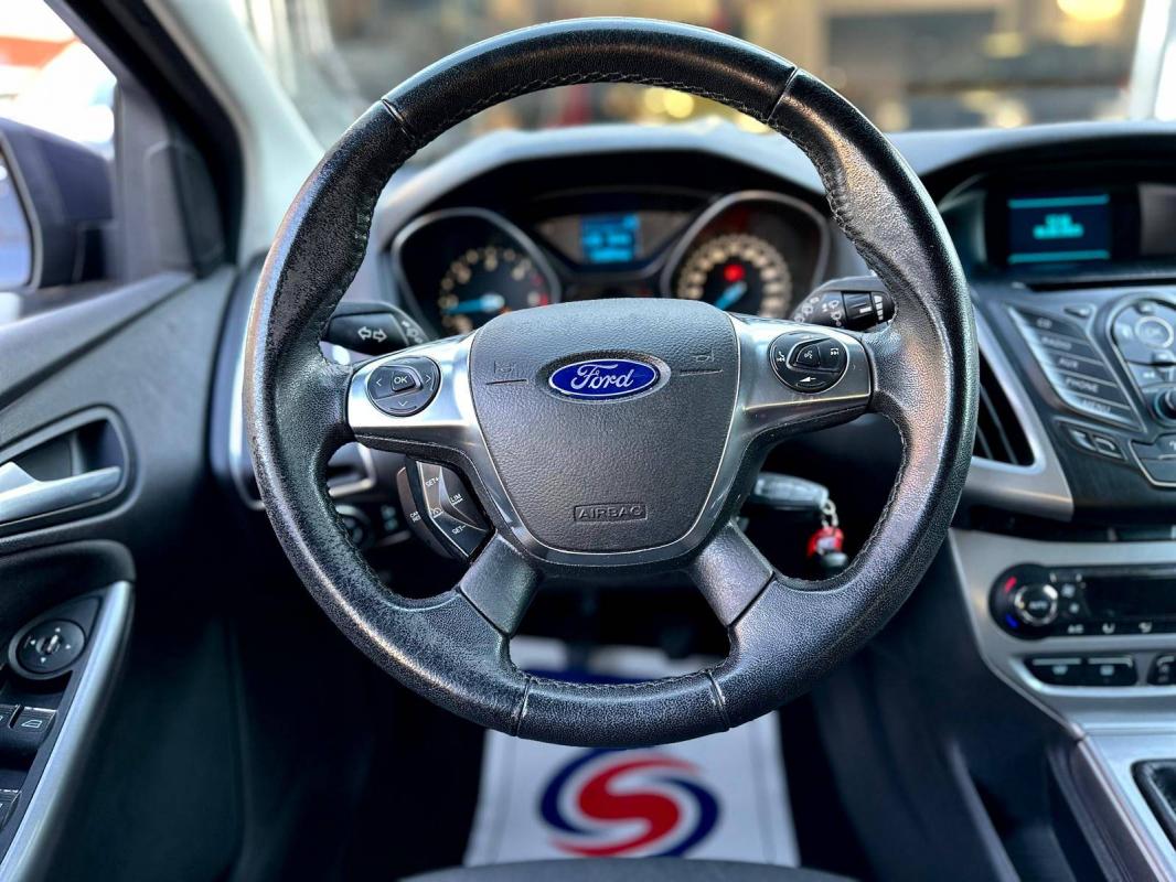 Ford Focus II 1.6 TDCi 115ch FAP Stop&Start Titanium X