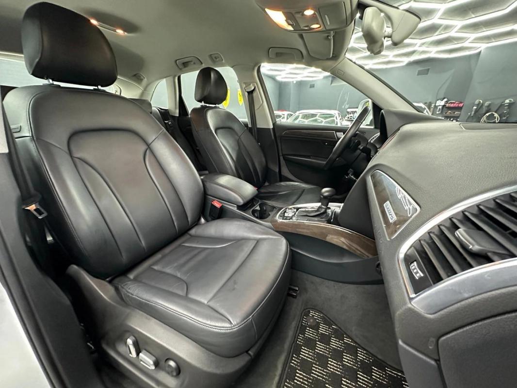 Audi Q5 2.0 TFSI HYBRID Quattro Tiptronic