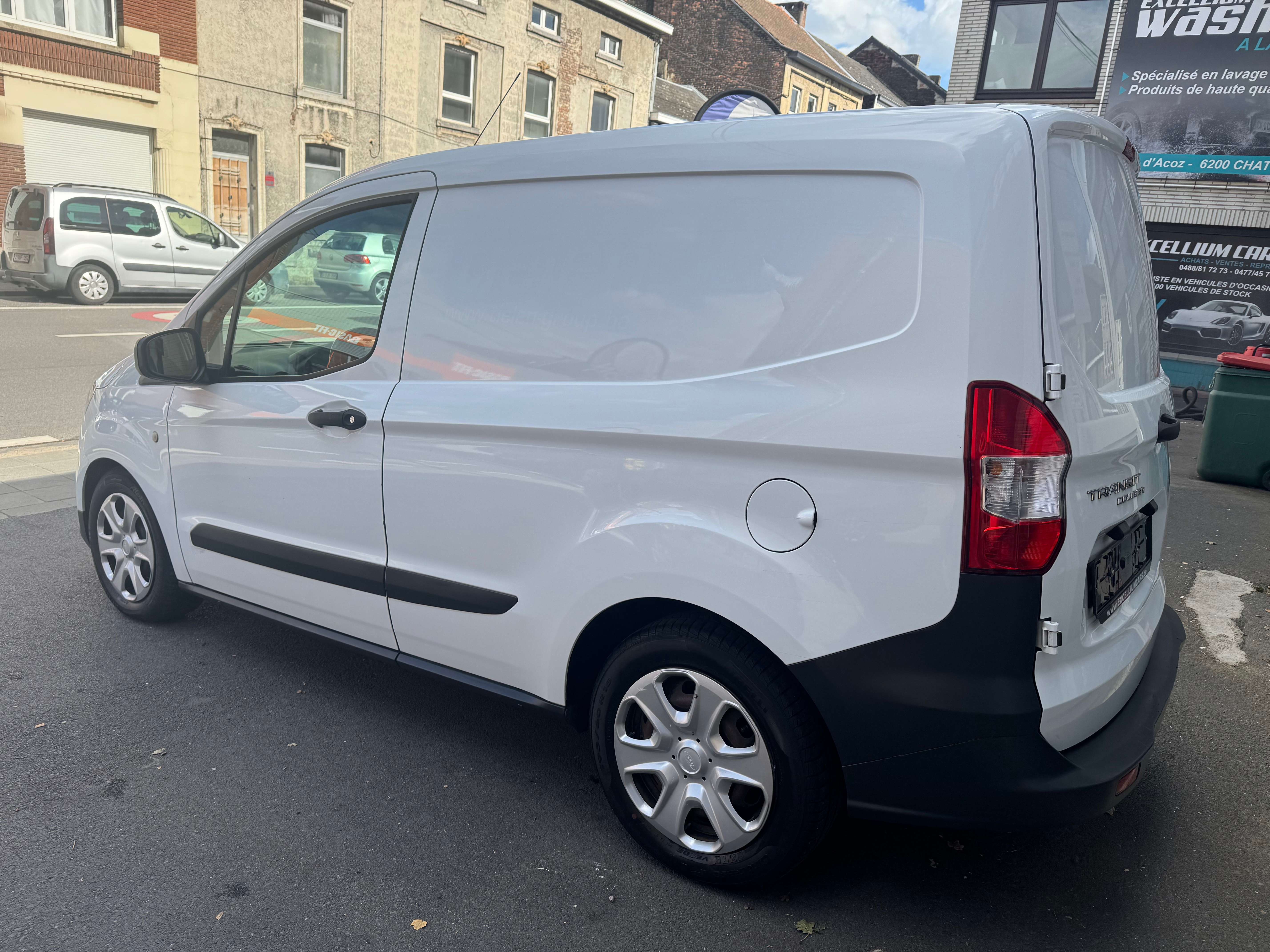 Ford Transit Courier 1.5 TDCi 2place Airco