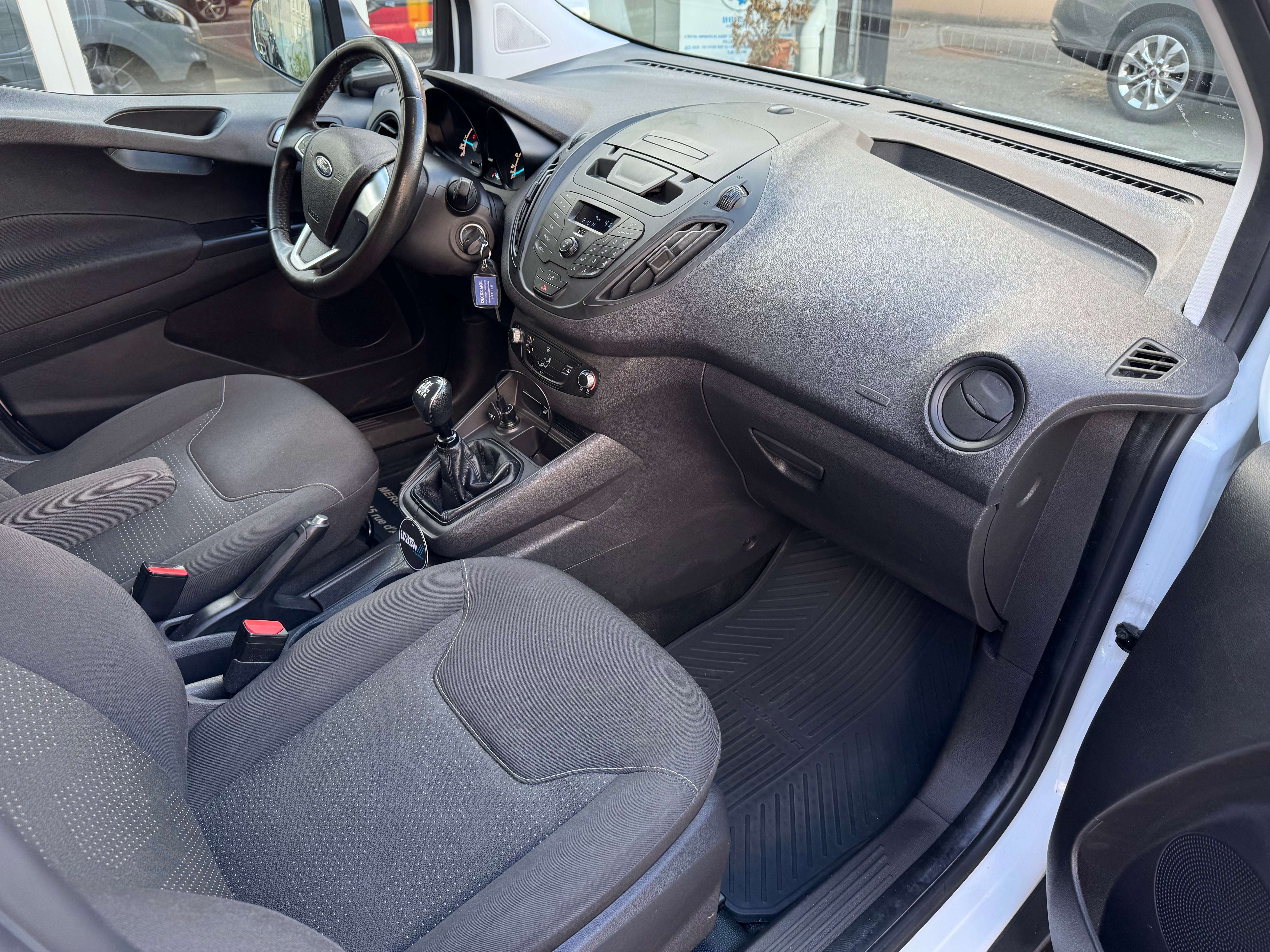 Ford Transit Courier 1.5 TDCi 2place Airco