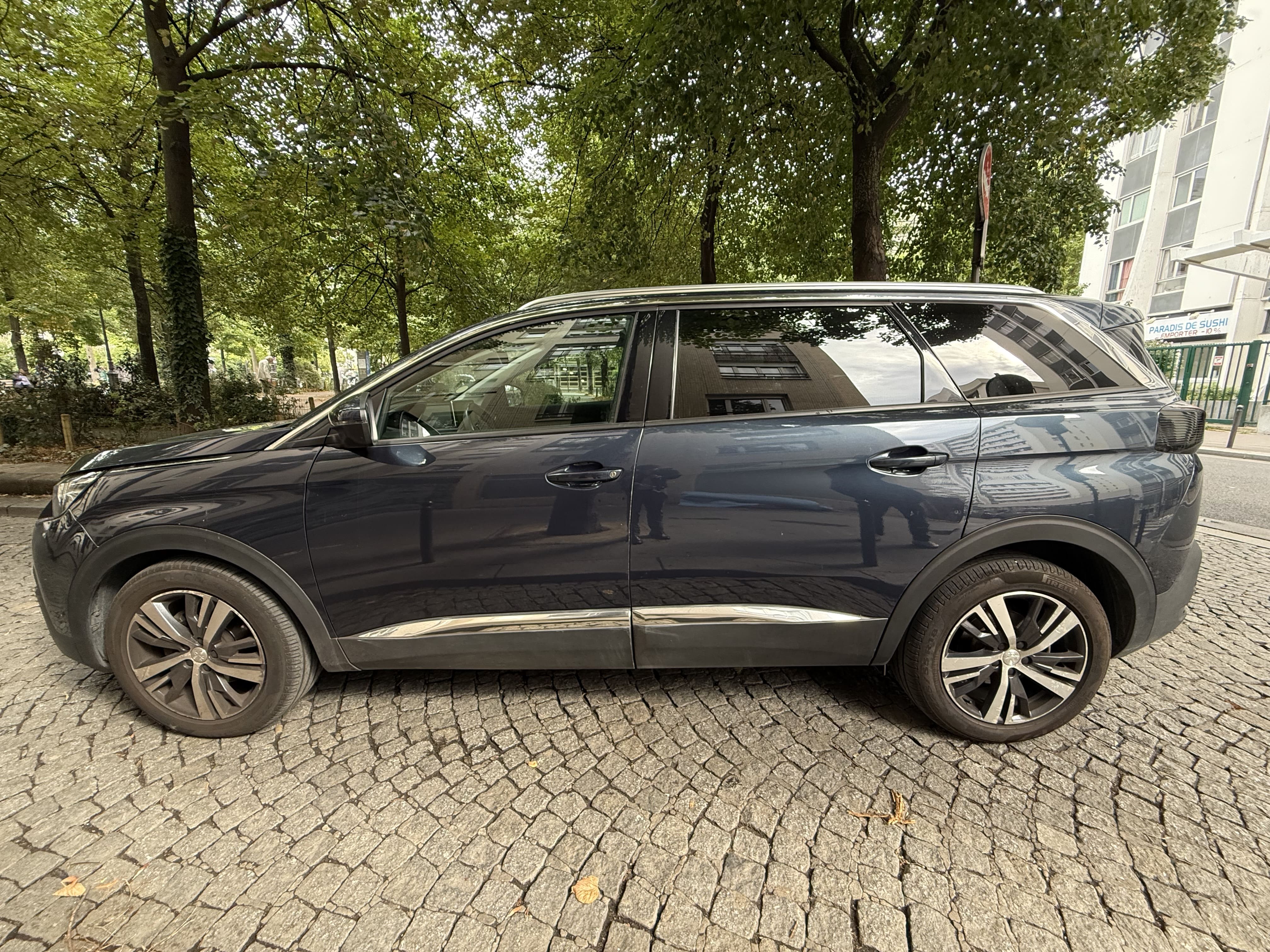 Peugeot 5008 II 1.2 PURETECH 130 S&amp;S 7CV ALLURE BUSINESS EAT8