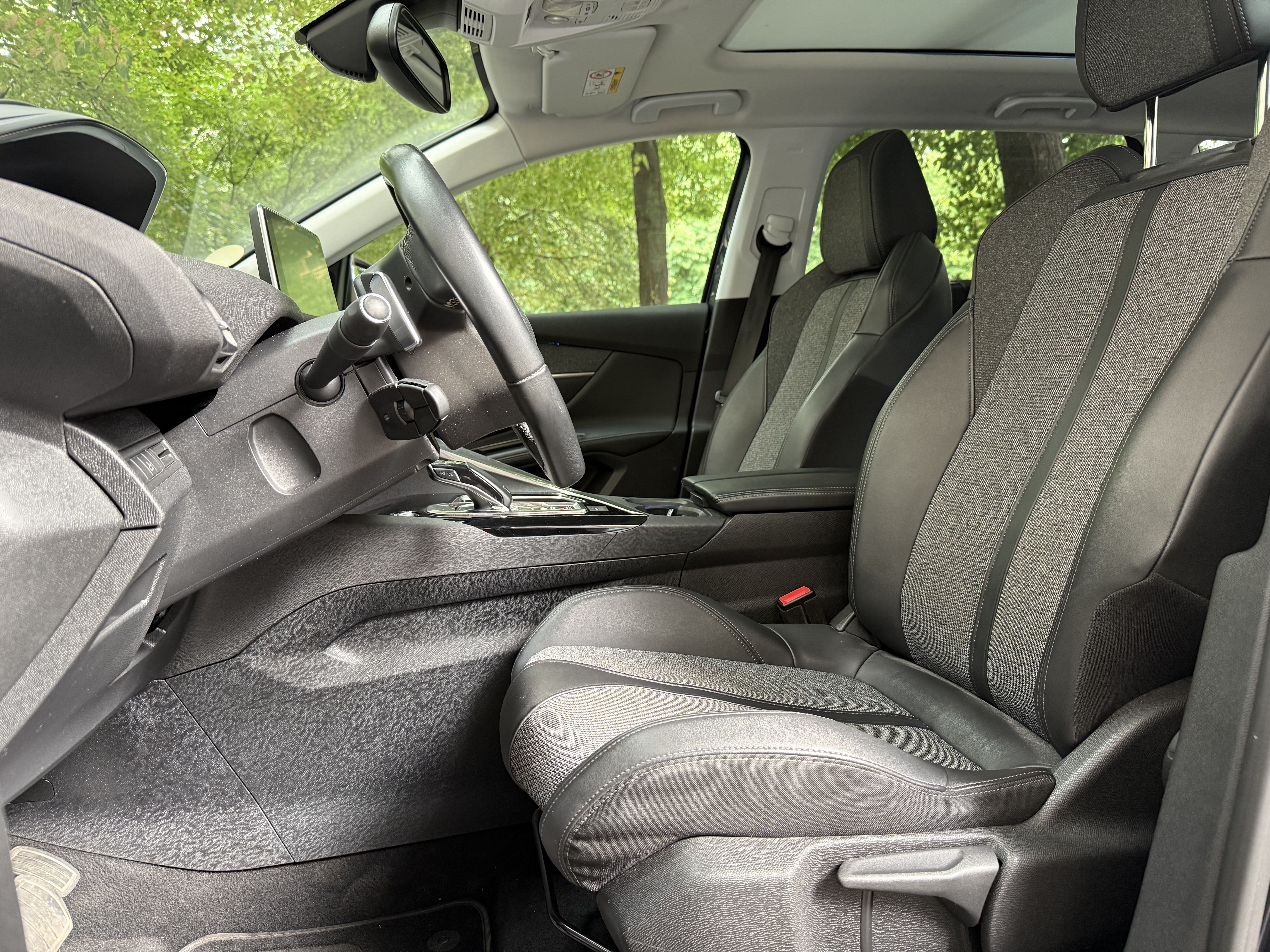 Peugeot 5008 II 1.2 PURETECH 130 S&amp;S 7CV ALLURE BUSINESS EAT8