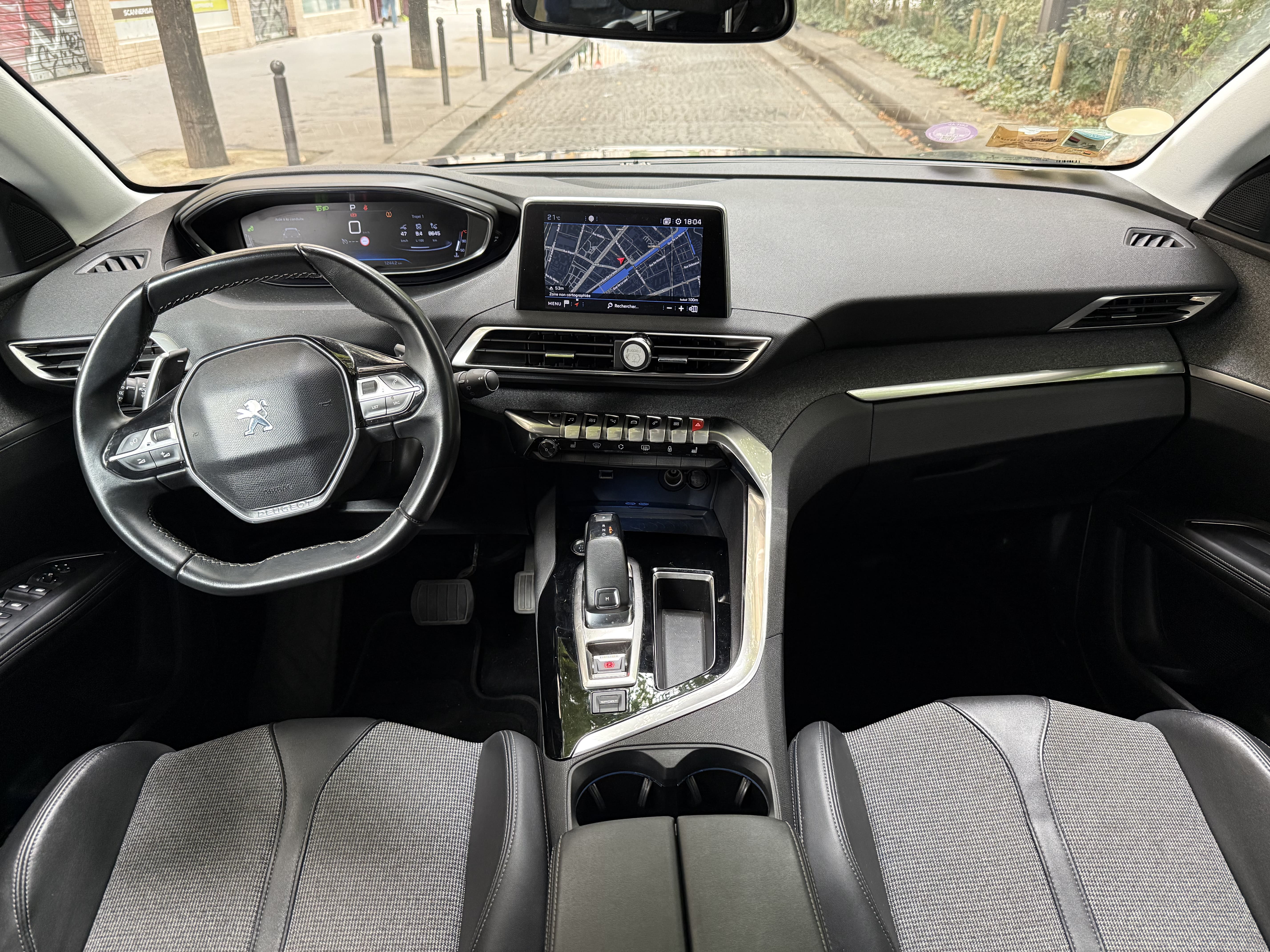 Peugeot 5008 II 1.2 PURETECH 130 S&amp;S 7CV ALLURE BUSINESS EAT8
