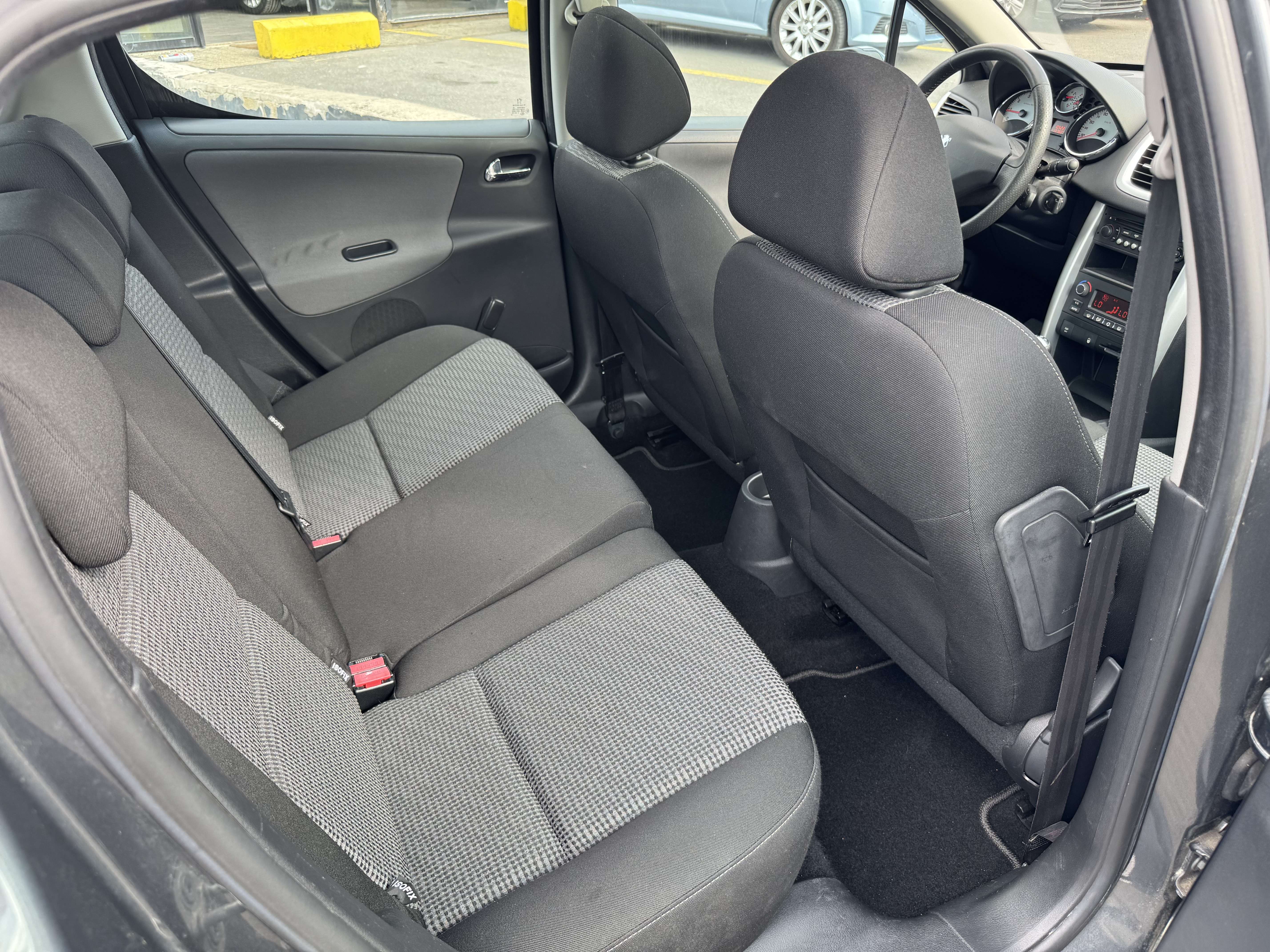 Peugeot 207 1.6i 16v✅113782km✅toit panoramique/Aico digita